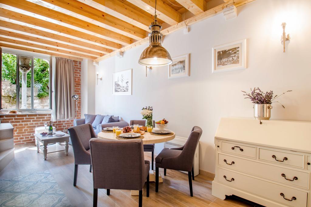 Heritage Suites Zanini Hvar Town Exterior photo