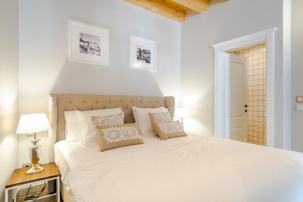 Heritage Suites Zanini Hvar Town Exterior photo
