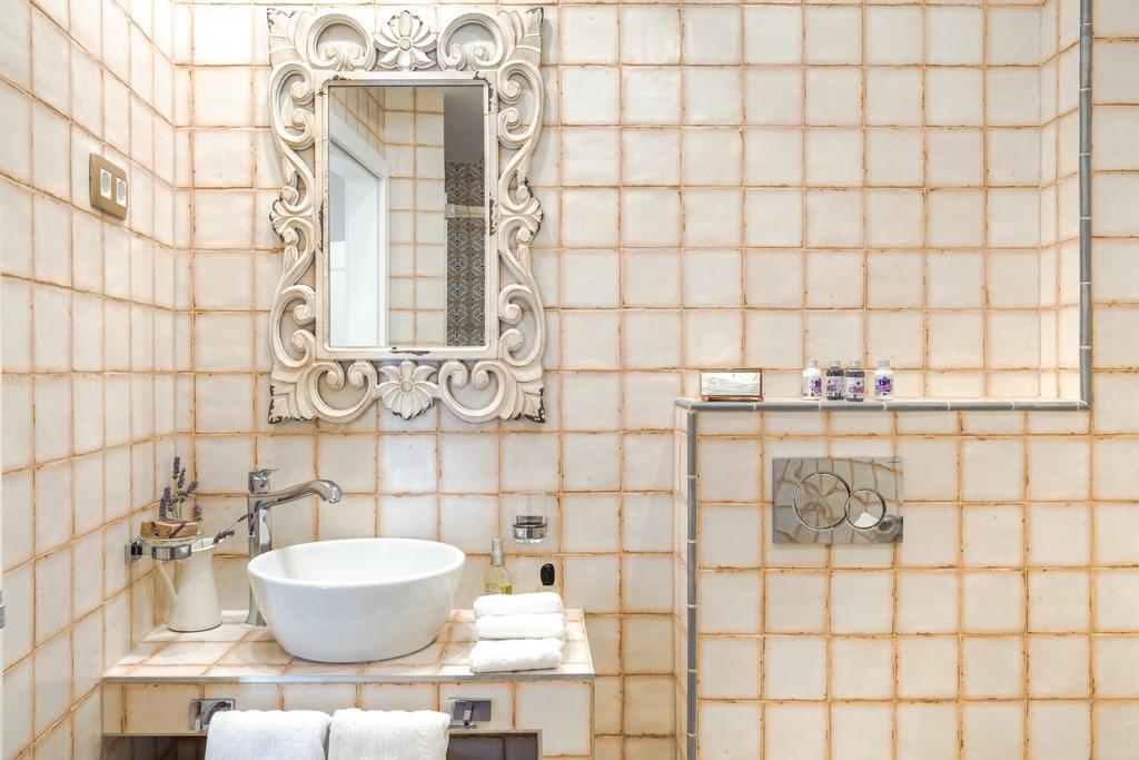 Heritage Suites Zanini Hvar Town Exterior photo