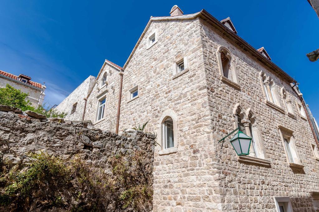 Heritage Suites Zanini Hvar Town Exterior photo